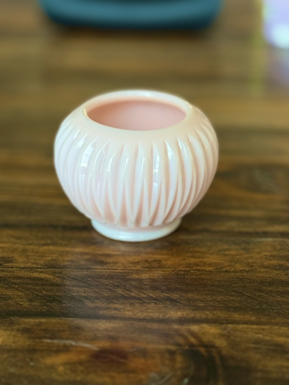 SOLD ⭐️ Vintage Fostoria Pink Milk Glass Soft Blush Planter/Bud Vase